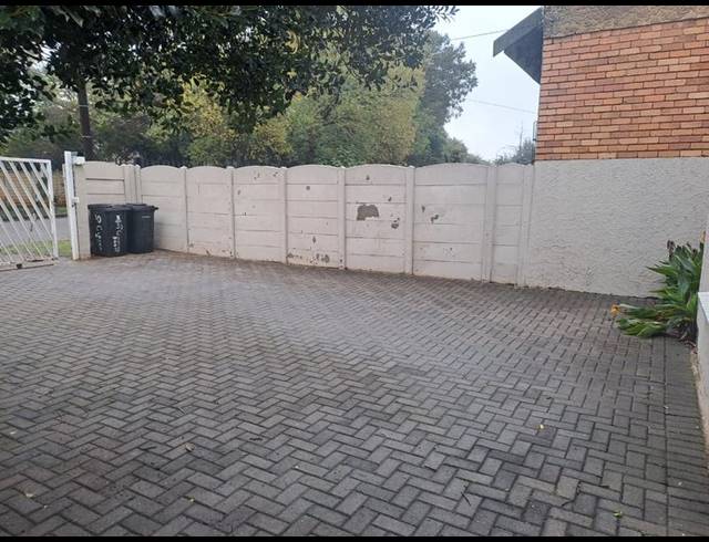 3 BEDROOM HOUSE FOR SALE IN EDLEEN